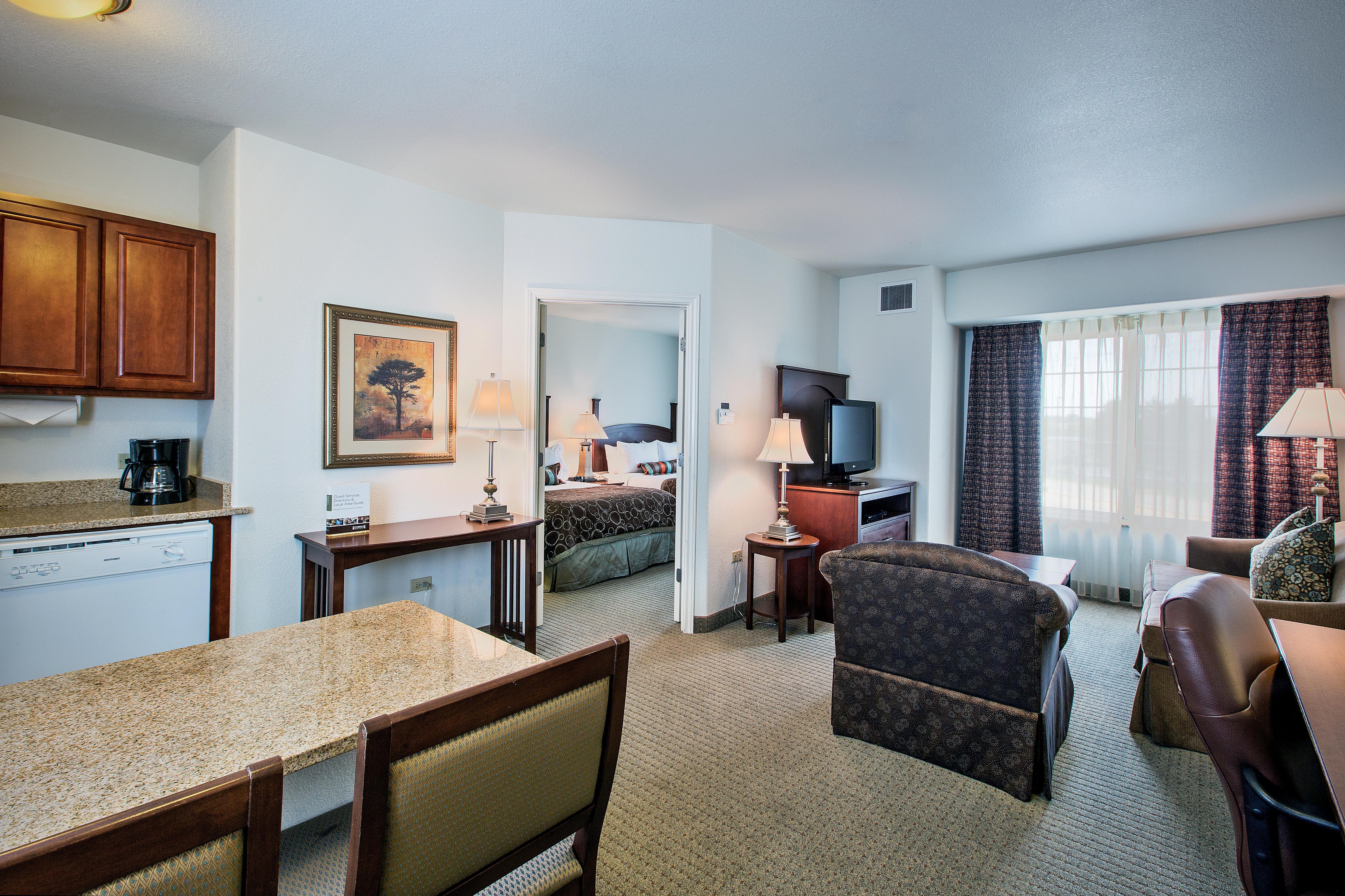 Staybridge Suites Rockford By Ihg Exterior photo