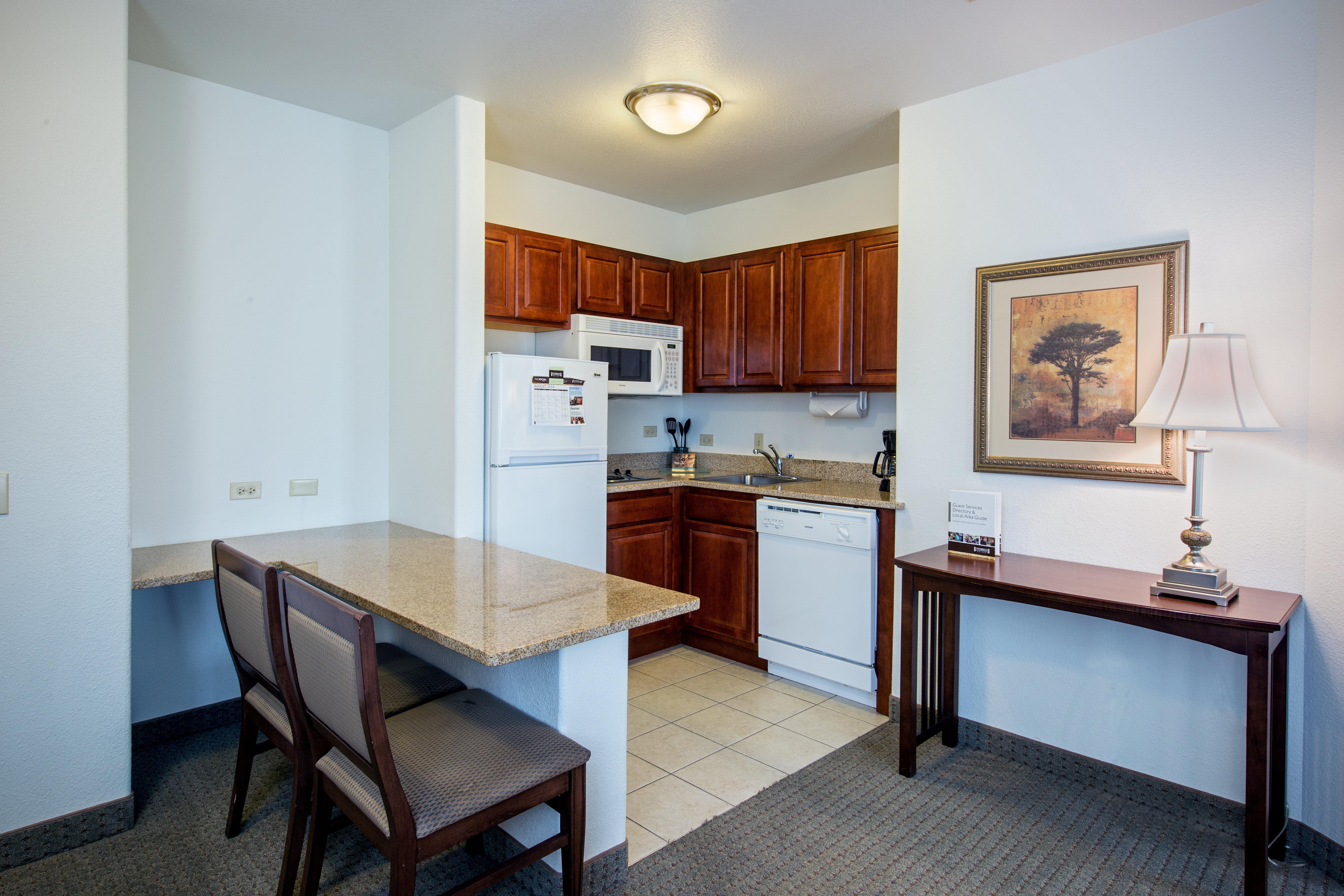 Staybridge Suites Rockford By Ihg Exterior photo