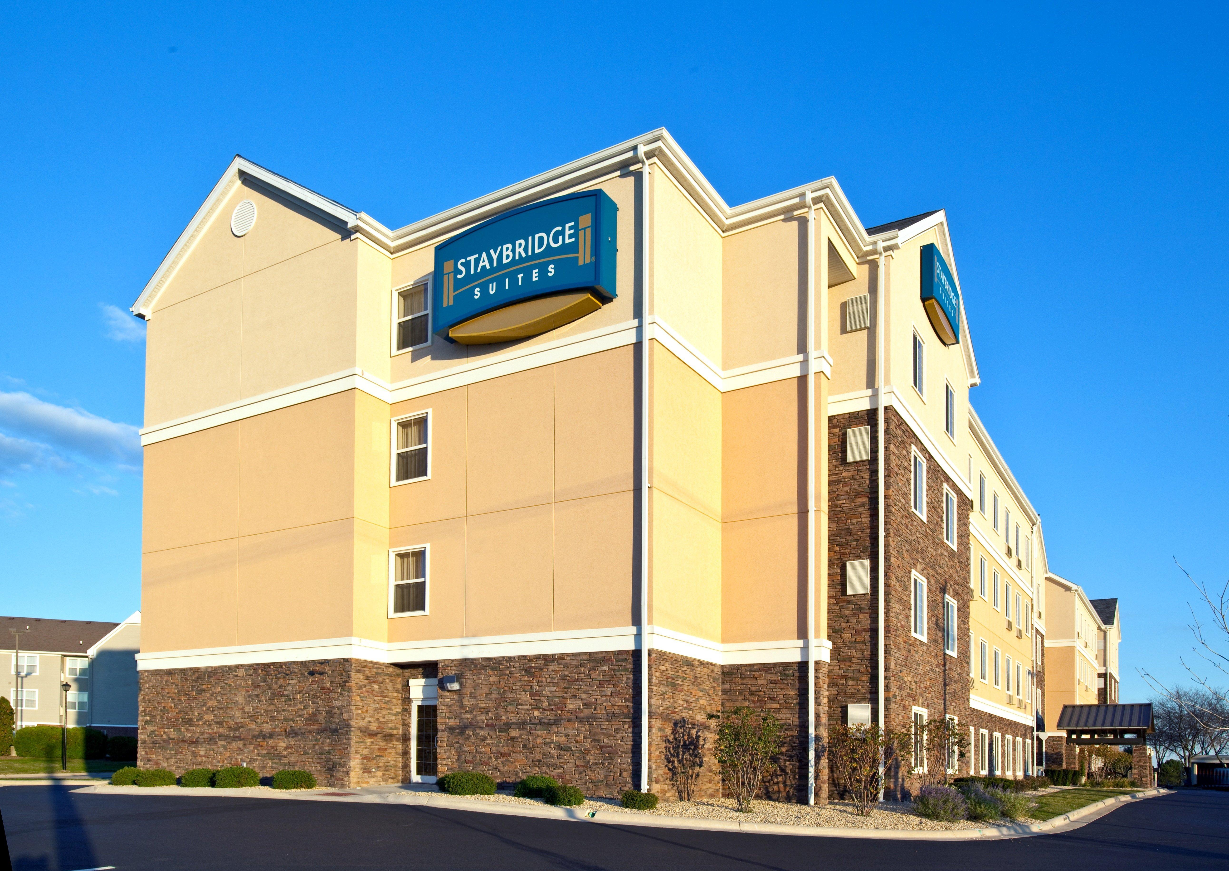 Staybridge Suites Rockford By Ihg Exterior photo