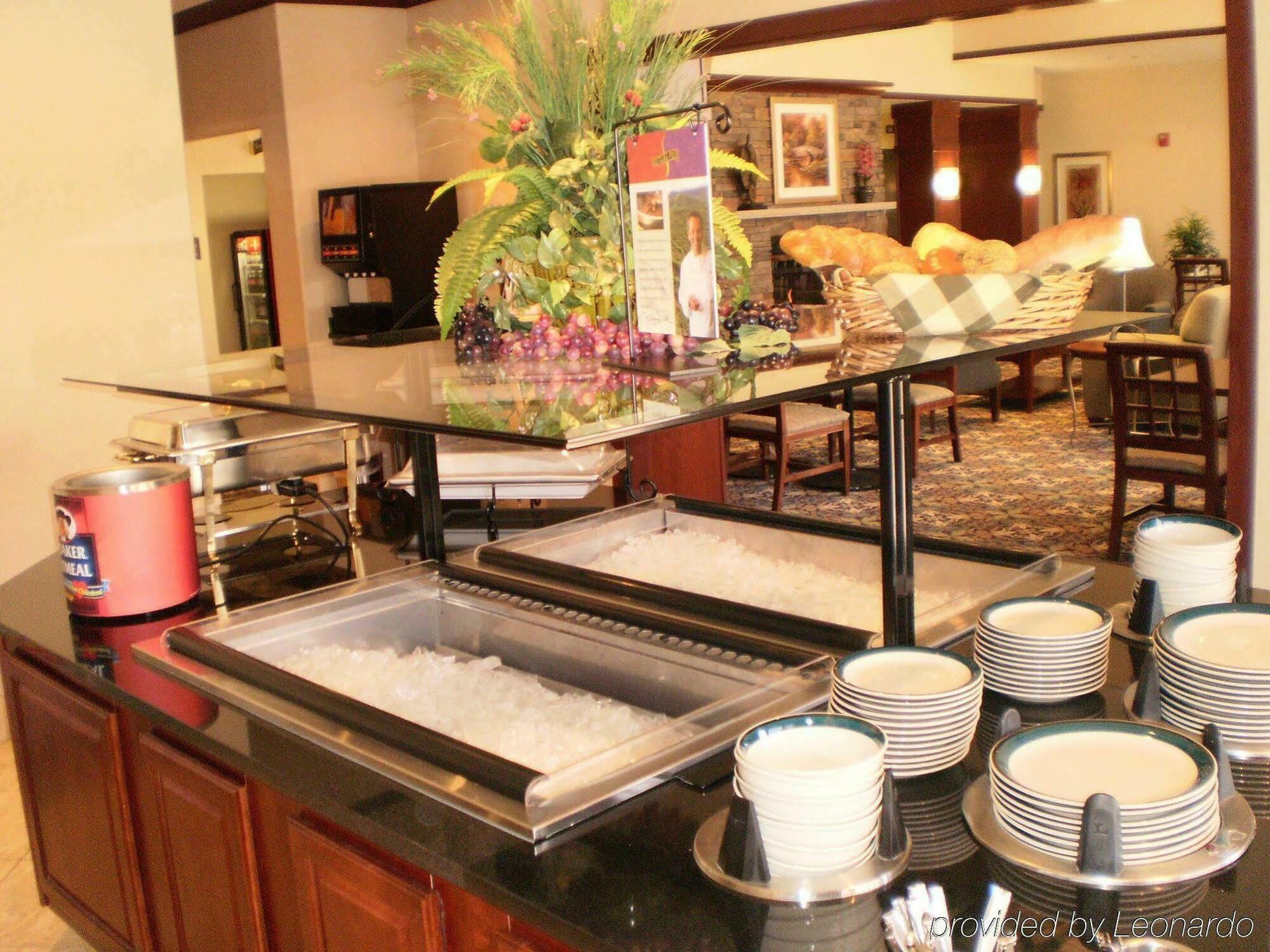 Staybridge Suites Rockford By Ihg Exterior photo